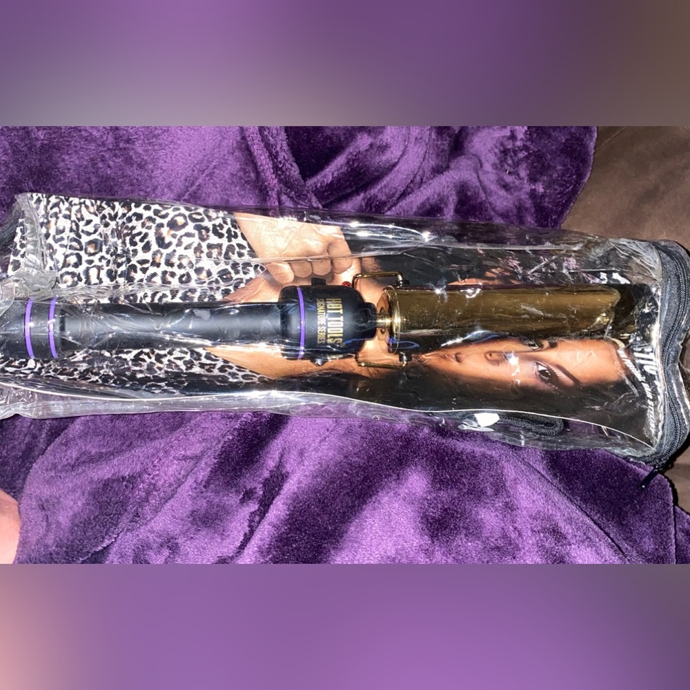 HOT TOOLS Signature Series Gold flipperless wand 1.5 inch - Picture 2 of 3